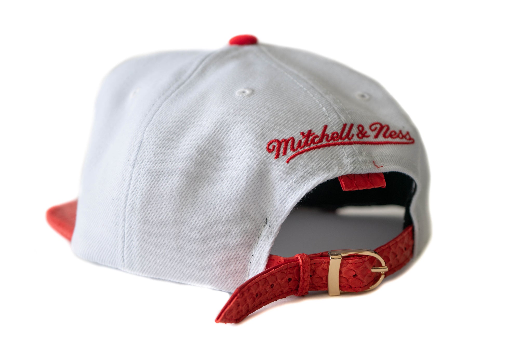 Custom Mitchell & Ness Chicago Bulls Arch Logo White/Red Strapback