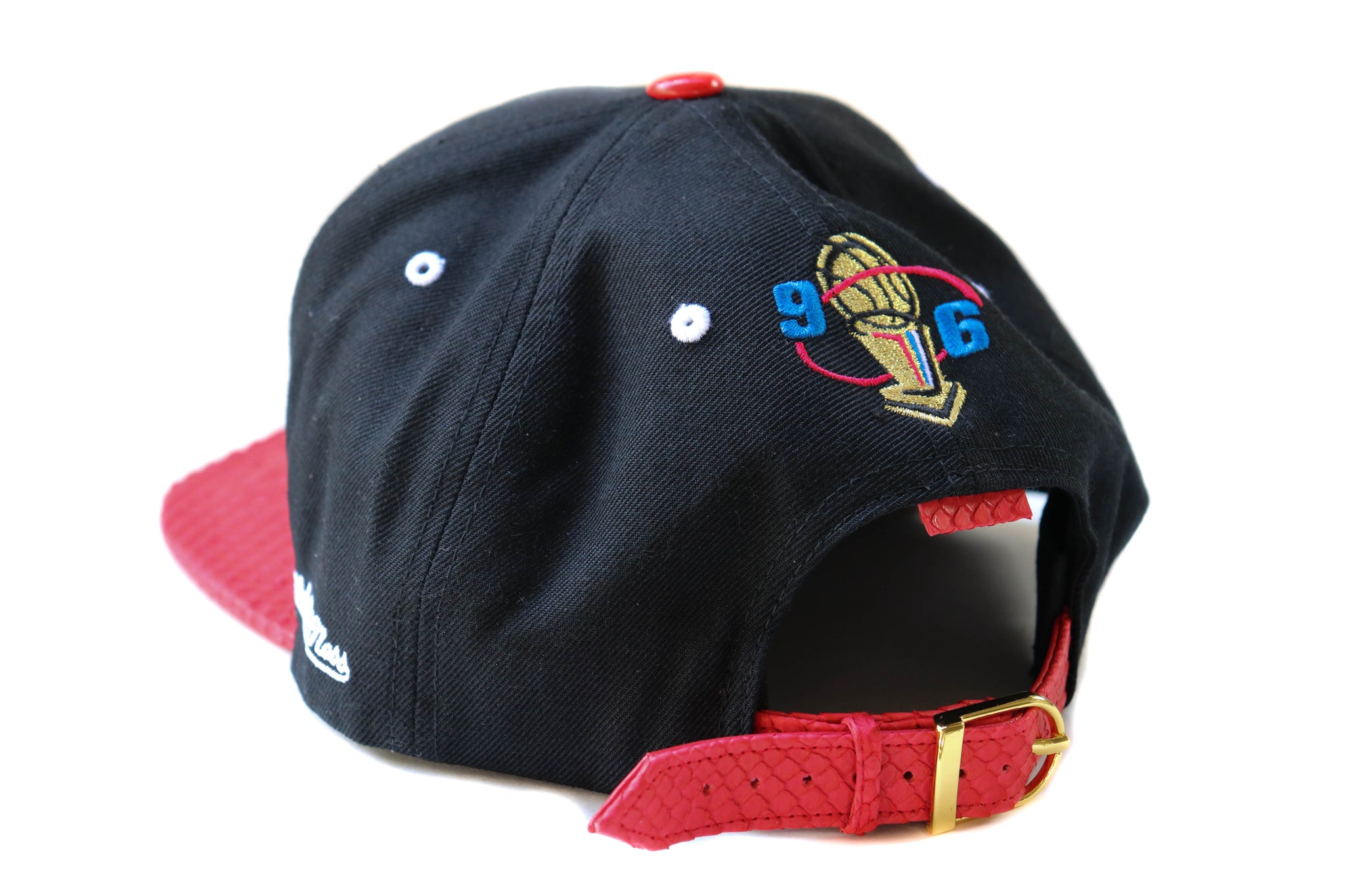 Custom Mitchell & Ness Chicago Bulls 1996 Finals 3Peat Strapback