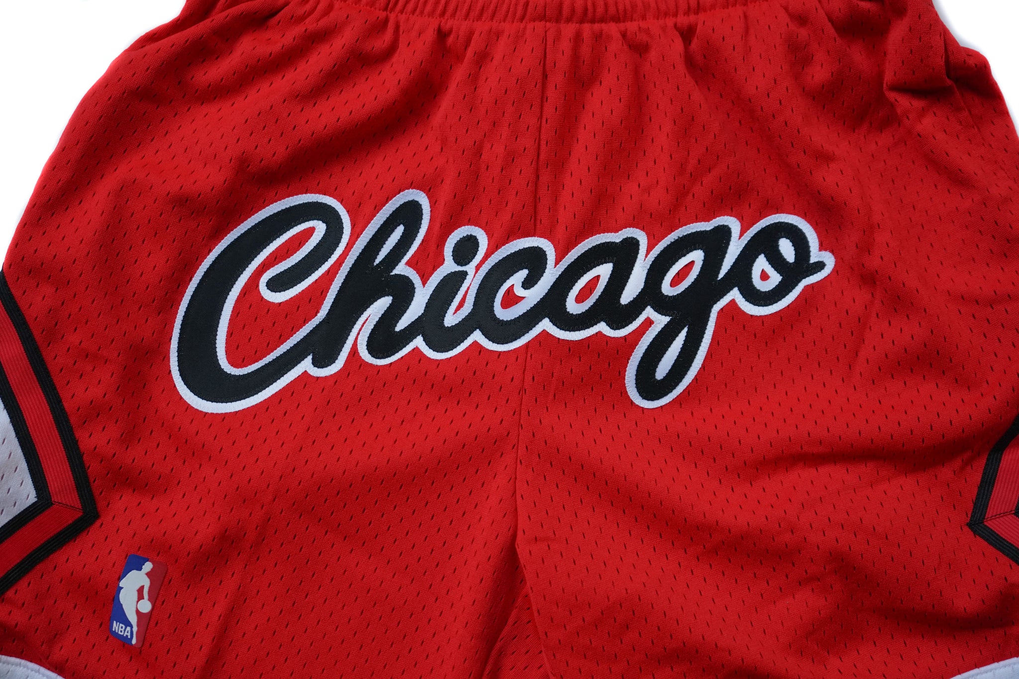 Custom Mitchell & Ness Chicago Bulls Cursive Logo "CHICAGO" Swingman Shorts